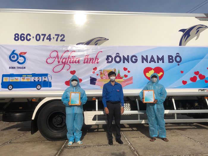 Tuổi trẻ Bình Thuận hỗ trợ 20 tấn thanh long, rau củ cho người dân tâm dịch Bình Dương